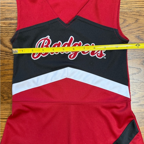 GEN2 University of Wisconsin Badgers Kids Red and Black Cheerleader Dress Sz 4 - Picture 9 of 11